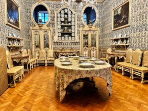 В гостях у маркиза