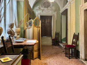 В гостях у маркиза